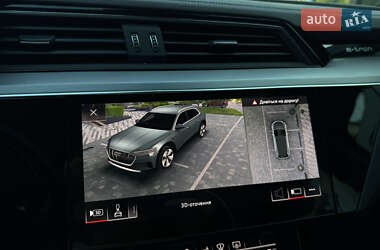 Внедорожник / Кроссовер Audi e-tron 2019 в 