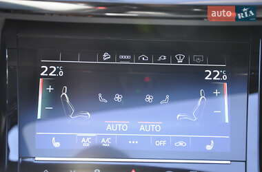 Внедорожник / Кроссовер Audi e-tron 2022 в 