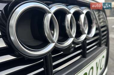 Внедорожник / Кроссовер Audi e-tron 2020 в 