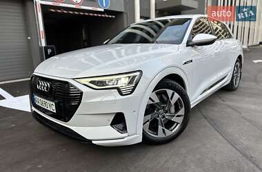 Внедорожник / Кроссовер Audi e-tron 2020 в Киеве