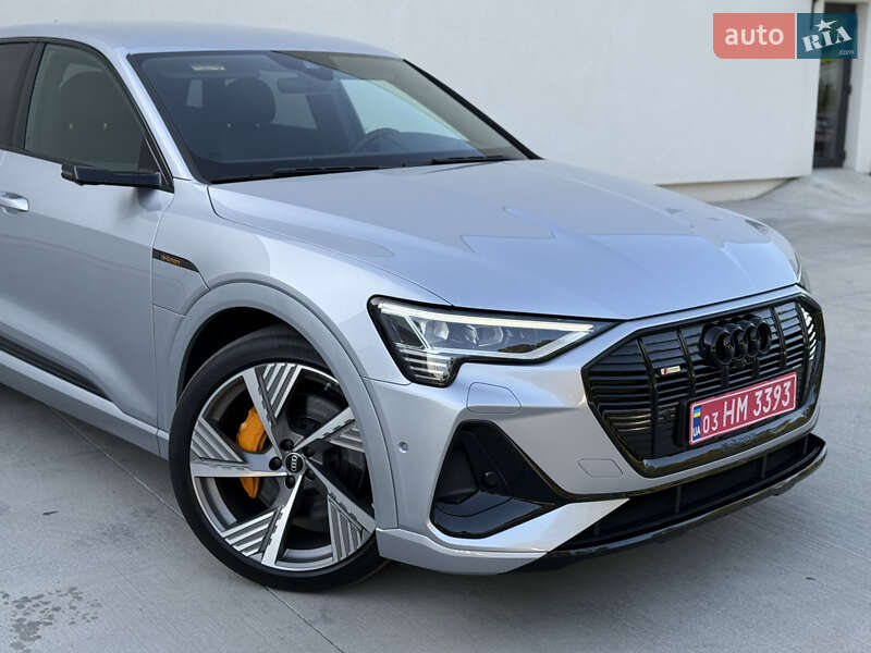 Внедорожник / Кроссовер Audi e-tron 2022 в Киеве