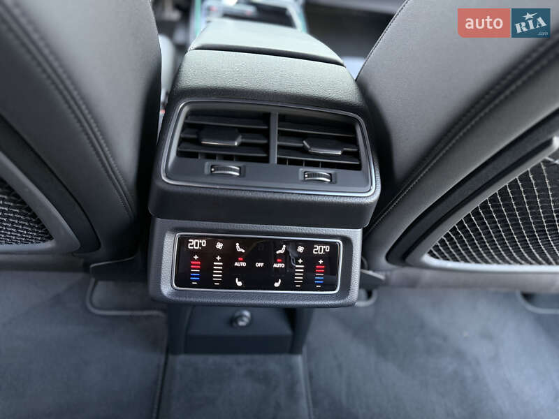 Внедорожник / Кроссовер Audi e-tron 2022 в Киеве