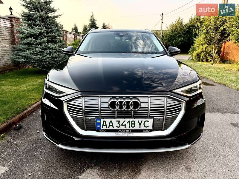 Audi e-tron 2021