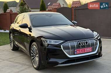 Внедорожник / Кроссовер Audi e-tron 2019 в 
