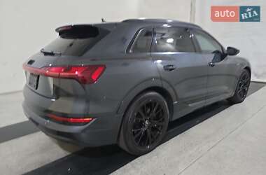 Внедорожник / Кроссовер Audi e-tron 2019 в 