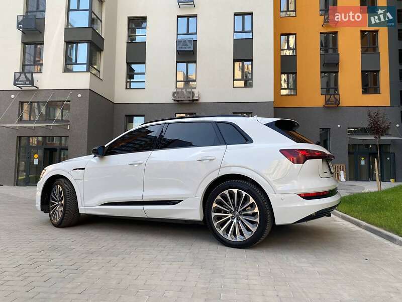 Внедорожник / Кроссовер Audi e-tron 2019 в Запорожье