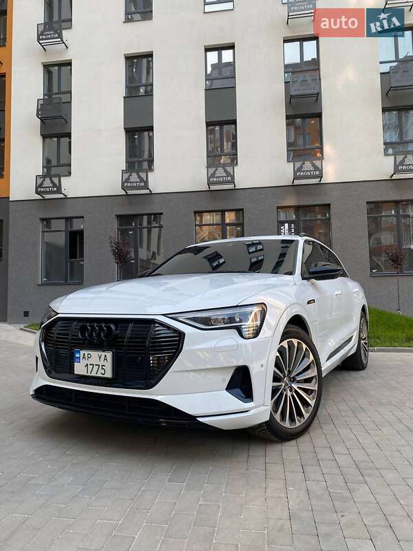 Внедорожник / Кроссовер Audi e-tron 2019 в Запорожье