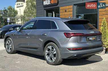 Внедорожник / Кроссовер Audi e-tron 2019 в 