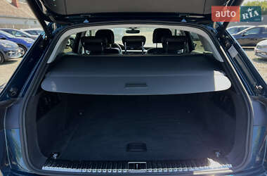Внедорожник / Кроссовер Audi e-tron 2023 в 