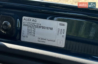 Внедорожник / Кроссовер Audi e-tron 2023 в 
