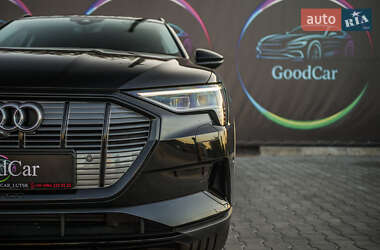 Внедорожник / Кроссовер Audi e-tron 2019 в 