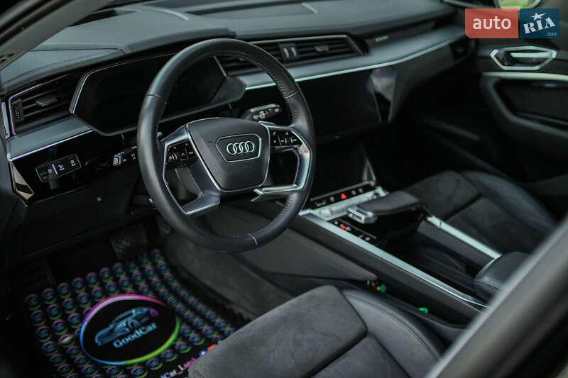 Внедорожник / Кроссовер Audi e-tron 2019 в Луцке