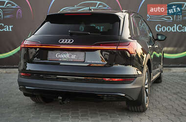 Внедорожник / Кроссовер Audi e-tron 2019 в 