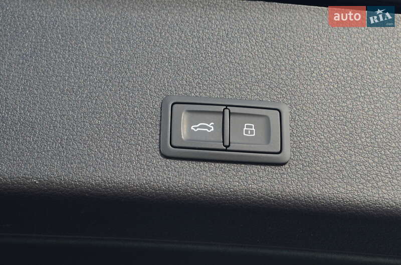 Внедорожник / Кроссовер Audi e-tron 2020 в Львове