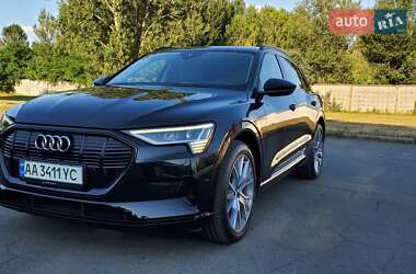 Внедорожник / Кроссовер Audi e-tron 2019 в 