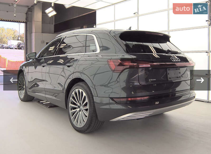 Внедорожник / Кроссовер Audi e-tron 2019 в Львове