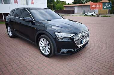 Внедорожник / Кроссовер Audi e-tron 2019 в 