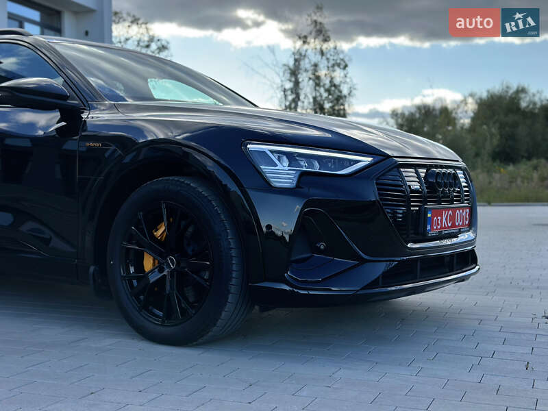 Внедорожник / Кроссовер Audi e-tron 2022 в Ковеле