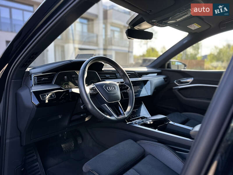 Внедорожник / Кроссовер Audi e-tron 2022 в Ковеле