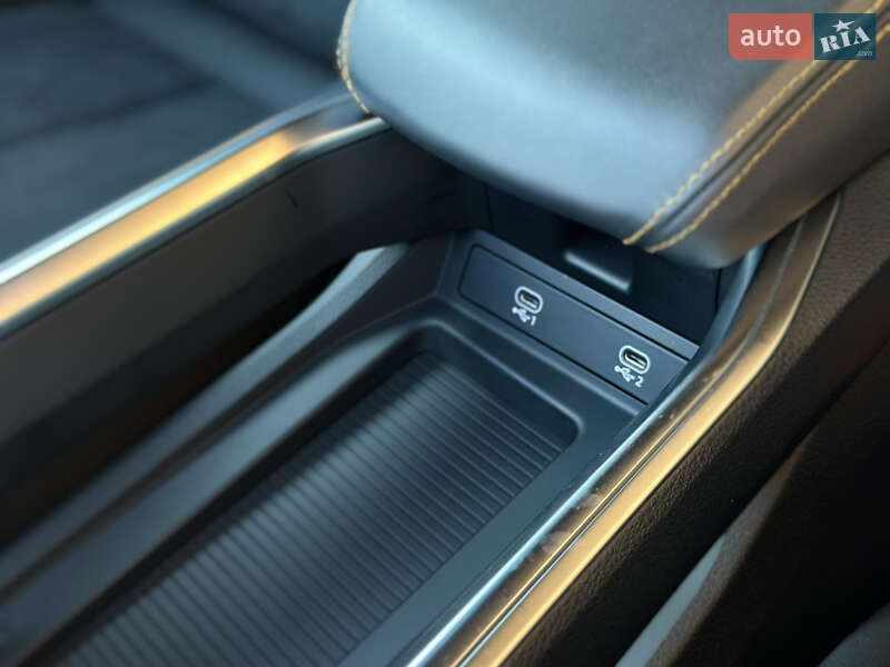 Внедорожник / Кроссовер Audi e-tron 2022 в Ковеле