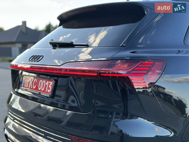 Внедорожник / Кроссовер Audi e-tron 2022 в Ковеле