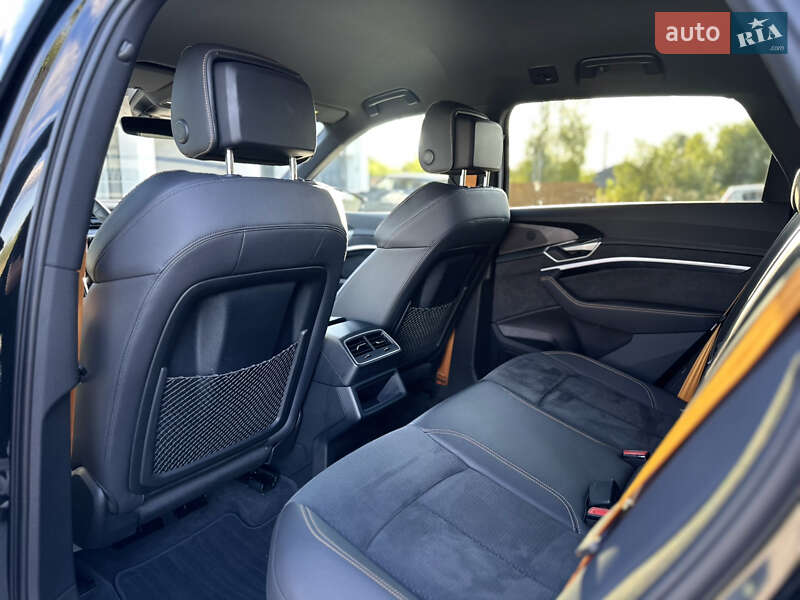 Внедорожник / Кроссовер Audi e-tron 2022 в Ковеле
