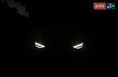 Внедорожник / Кроссовер Audi e-tron 2022 в 