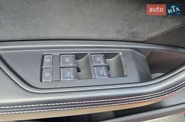 Внедорожник / Кроссовер Audi e-tron 2020 в 