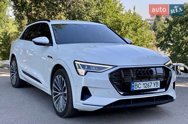 Внедорожник / Кроссовер Audi e-tron 2019 в 