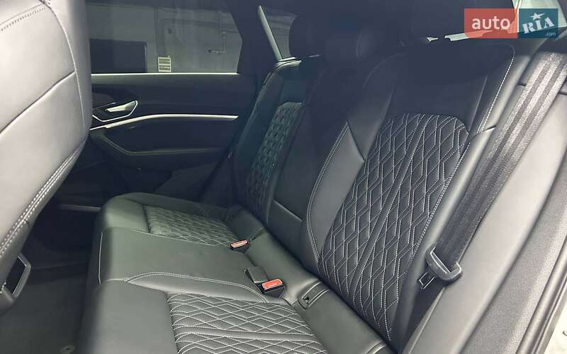 Внедорожник / Кроссовер Audi e-tron 2022 в Черновцах фото 19 Внедорожник / Кроссовер Audi e-tron 2022 в Черновцах