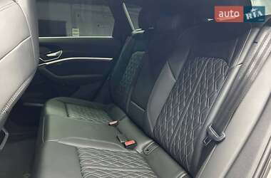 Внедорожник / Кроссовер Audi e-tron 2022 в 