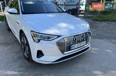 Внедорожник / Кроссовер Audi e-tron 2019 в 
