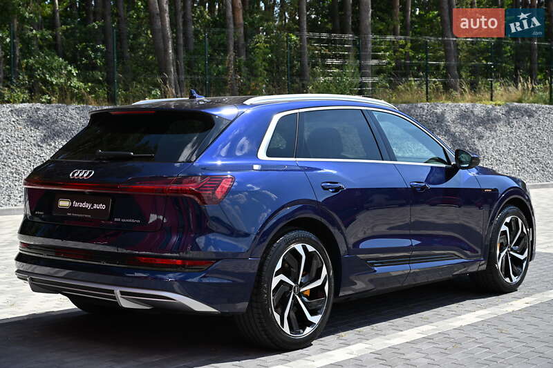 Внедорожник / Кроссовер Audi e-tron 2022 в Львове