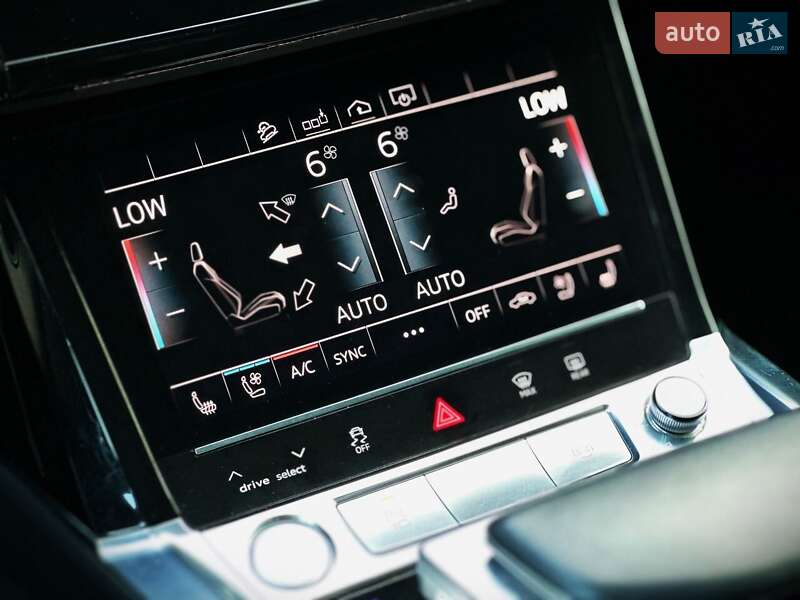 Внедорожник / Кроссовер Audi e-tron 2019 в Киеве