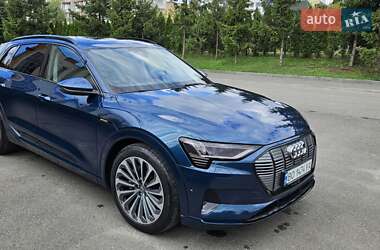 Внедорожник / Кроссовер Audi e-tron 2019 в 
