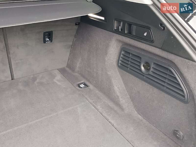 Внедорожник / Кроссовер Audi e-tron 2023 в Дрогобыче фото 78 Внедорожник / Кроссовер Audi e-tron 2023 в Дрогобыче