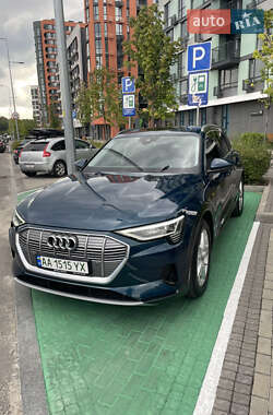 Внедорожник / Кроссовер Audi e-tron 2021 в Киеве