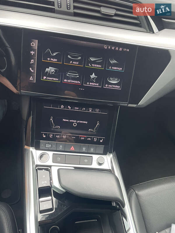 Внедорожник / Кроссовер Audi e-tron 2021 в Киеве