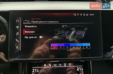 Внедорожник / Кроссовер Audi e-tron 2021 в 