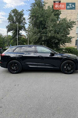 Внедорожник / Кроссовер Audi e-tron 2021 в 