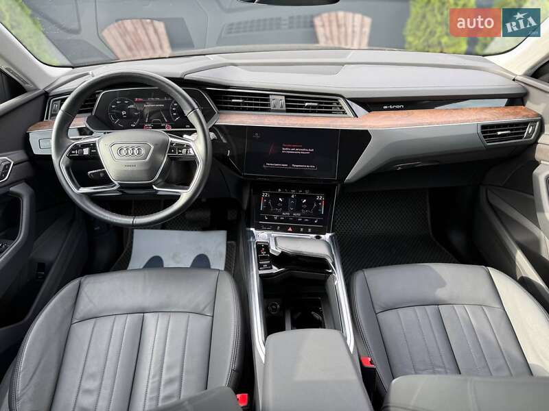 Позашляховик / Кросовер Audi e-tron 2021 в Тернополі