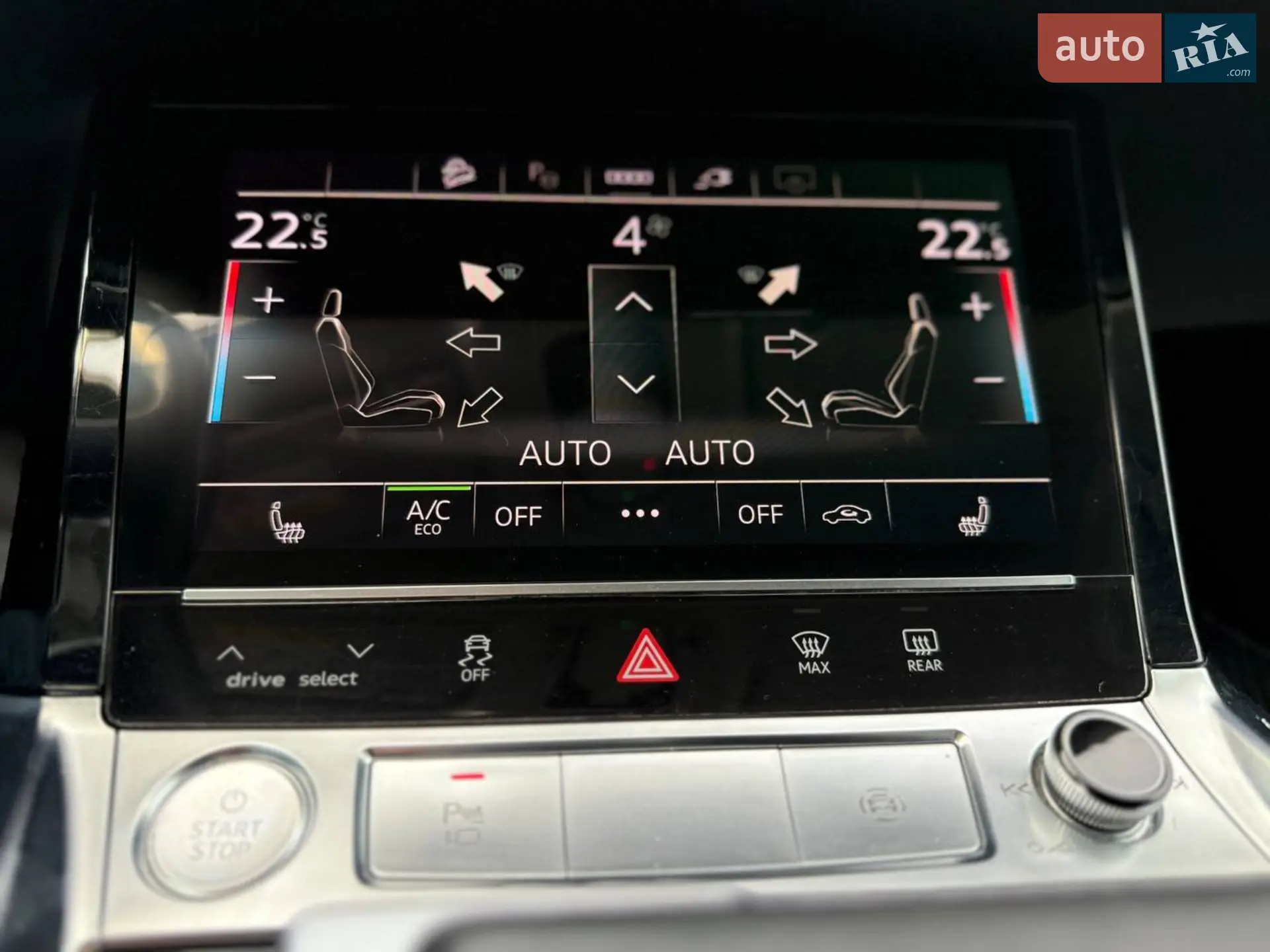 2021 Audi e-tron - мініатюра 23