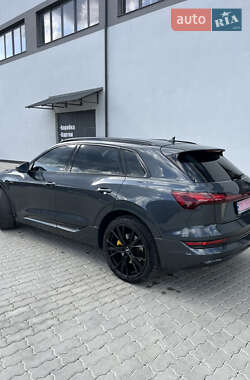 Внедорожник / Кроссовер Audi e-tron 2019 в 