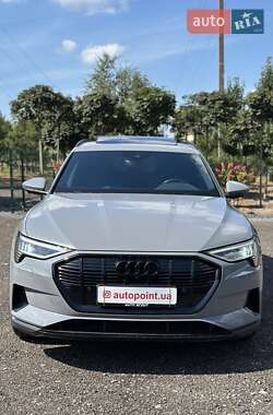 Позашляховик / Кросовер Audi e-tron 2020 в Білогородці