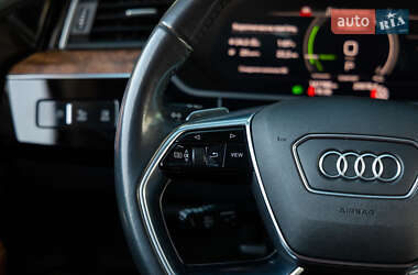 Внедорожник / Кроссовер Audi e-tron 2019 в 