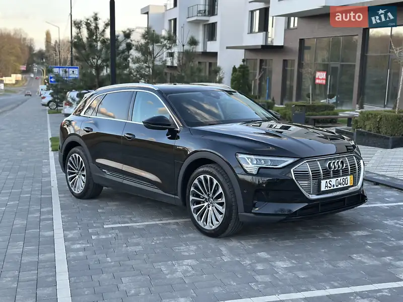 Audi e-tron
