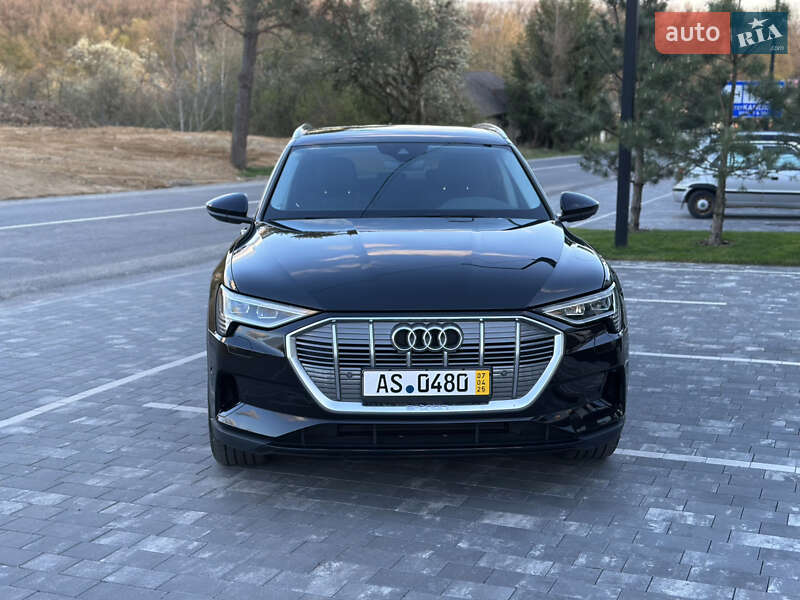 Позашляховик / Кросовер Audi e-tron 2020 в Ужгороді