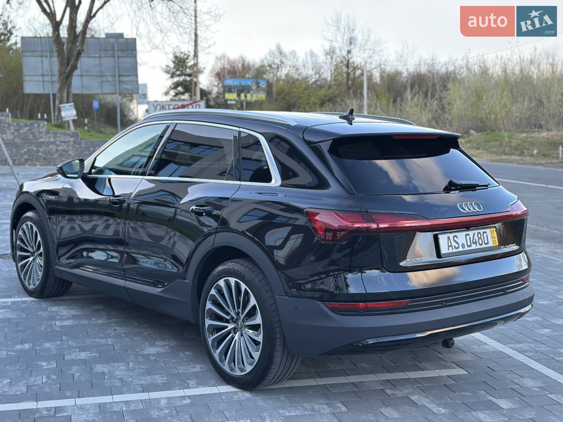 2020 Audi e-tron - мініатюра 4
