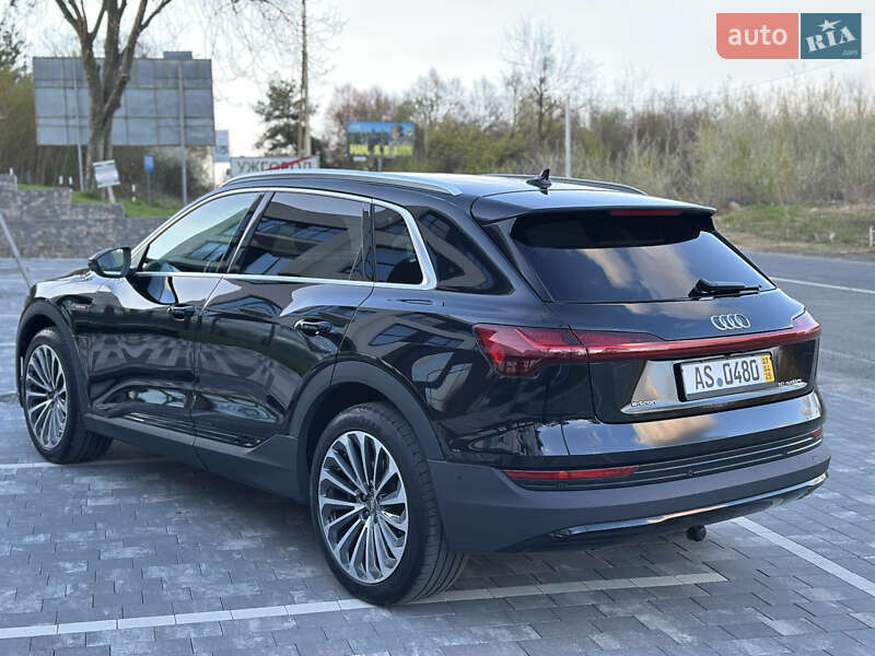 Позашляховик / Кросовер Audi e-tron 2020 в Ужгороді
