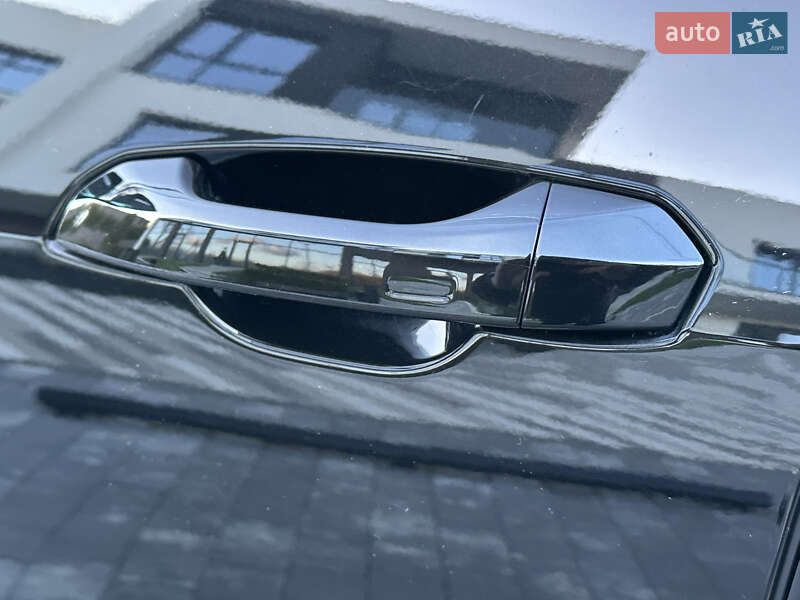 Позашляховик / Кросовер Audi e-tron 2020 в Ужгороді